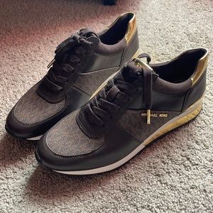 Michael Michael Kors Keaton Lace Up